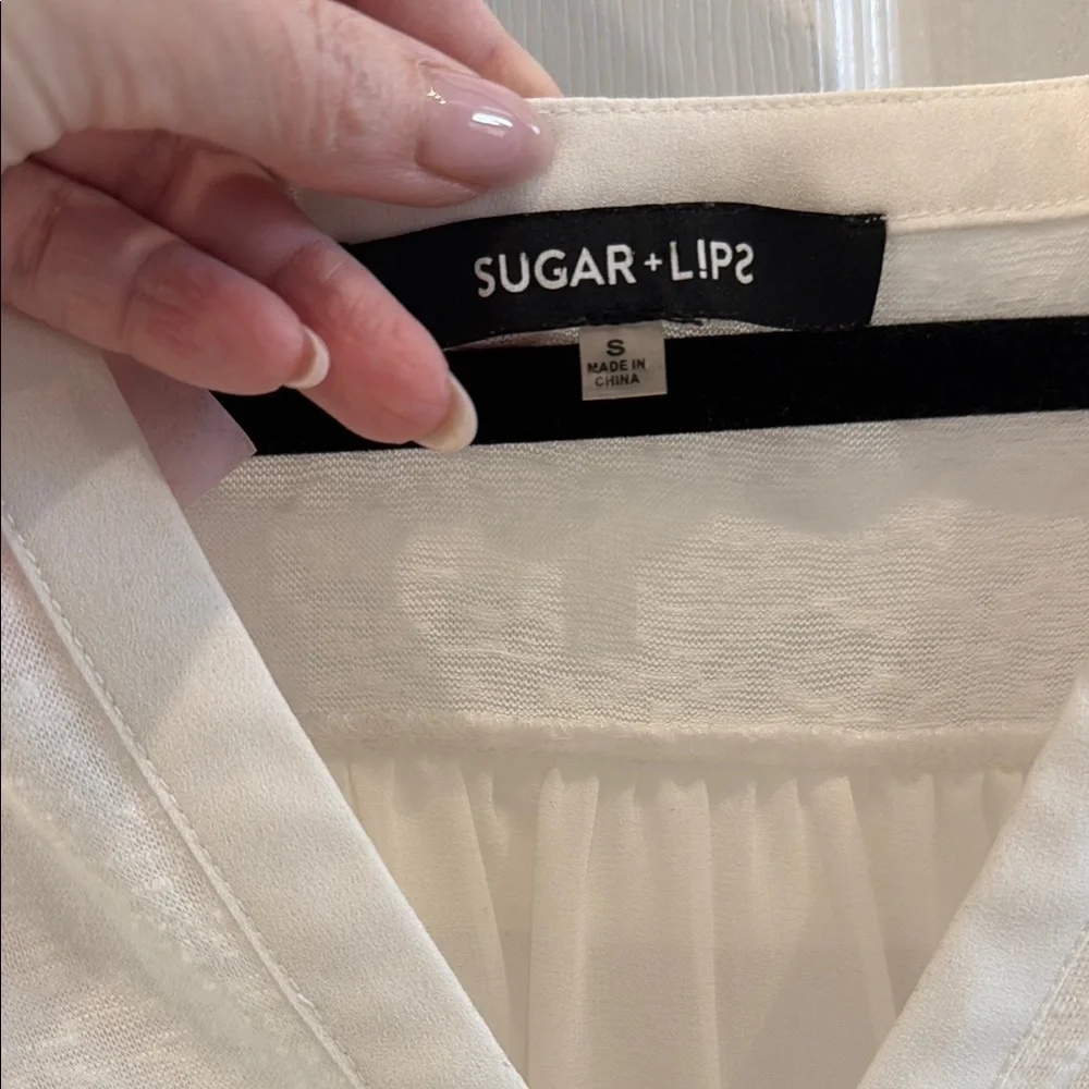 Vici—Sugarlips White V-Neck Relaxed Blouse